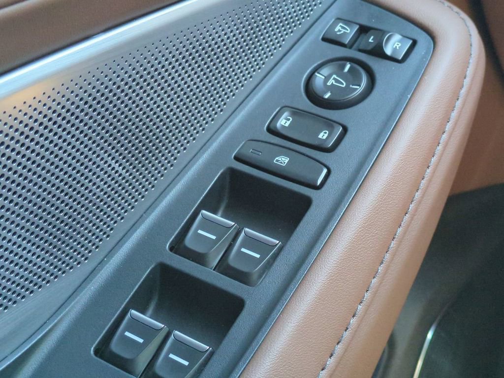 Certified 2025 Acura MDX FWD w/ Technology Package image 25