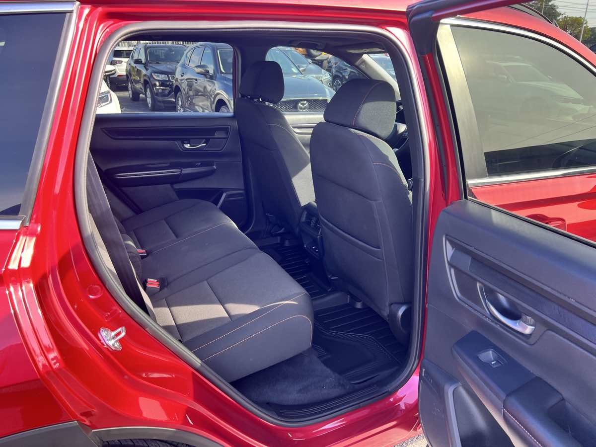 Used 2023 Honda CR-V Sport image 14