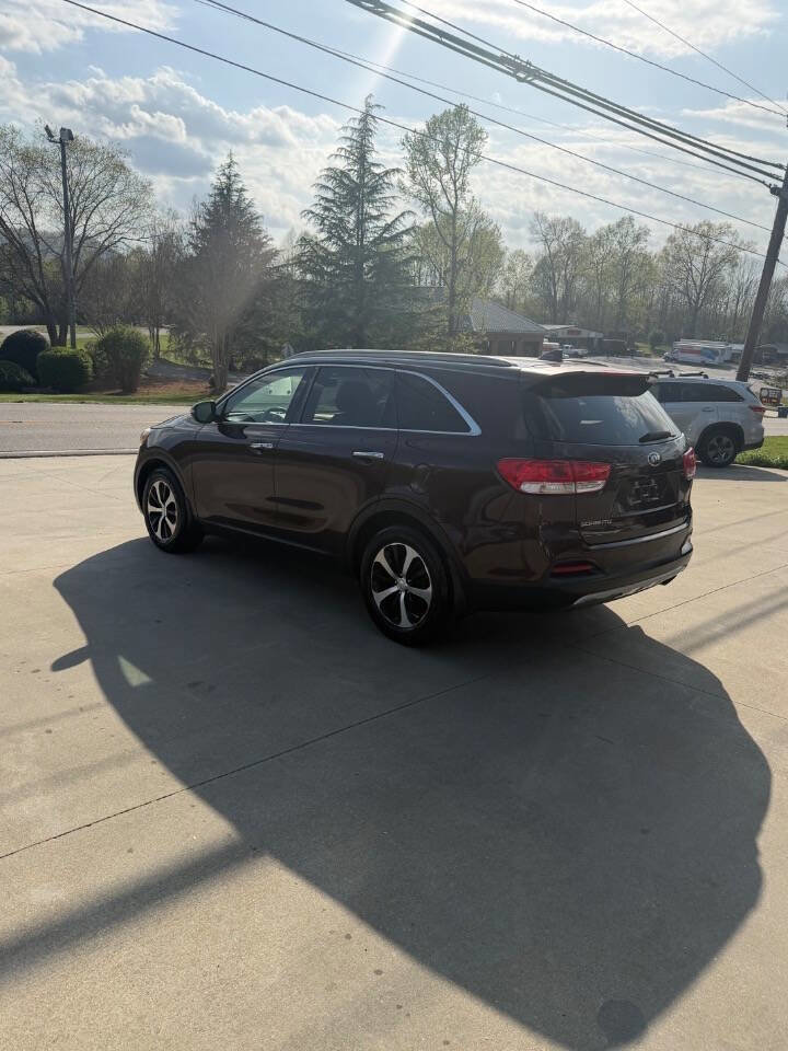 Used 2016 Kia Sorento EX w/ EX Premium Package image 3