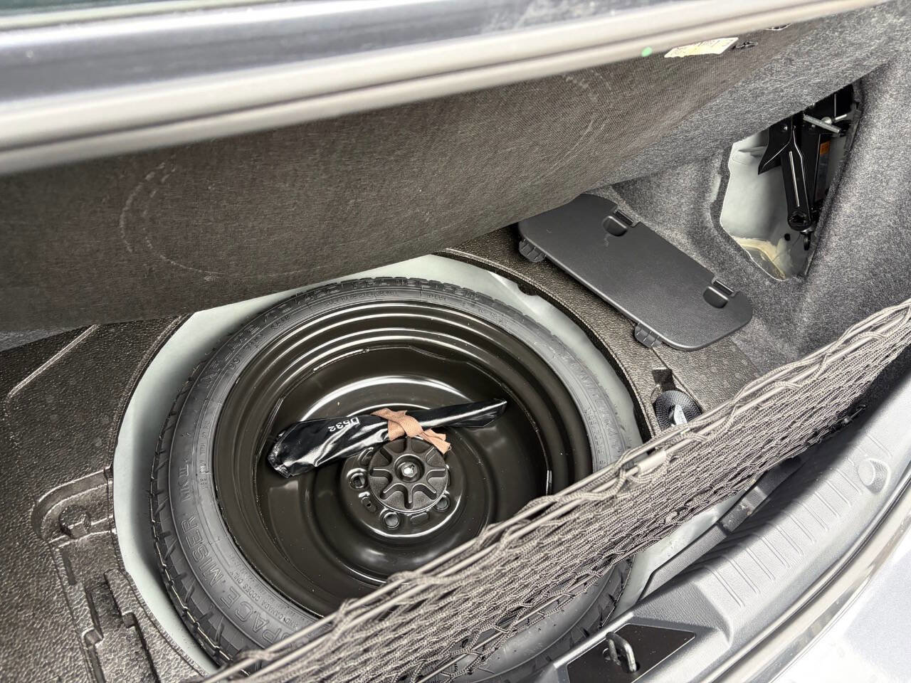 Used 2015 MAZDA MAZDA3 i SV image 23