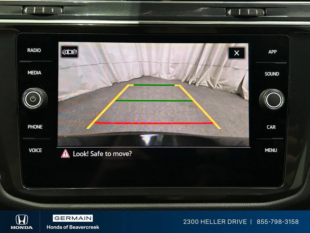 Used 2022 Volkswagen Tiguan SE R-Line FWD image 23