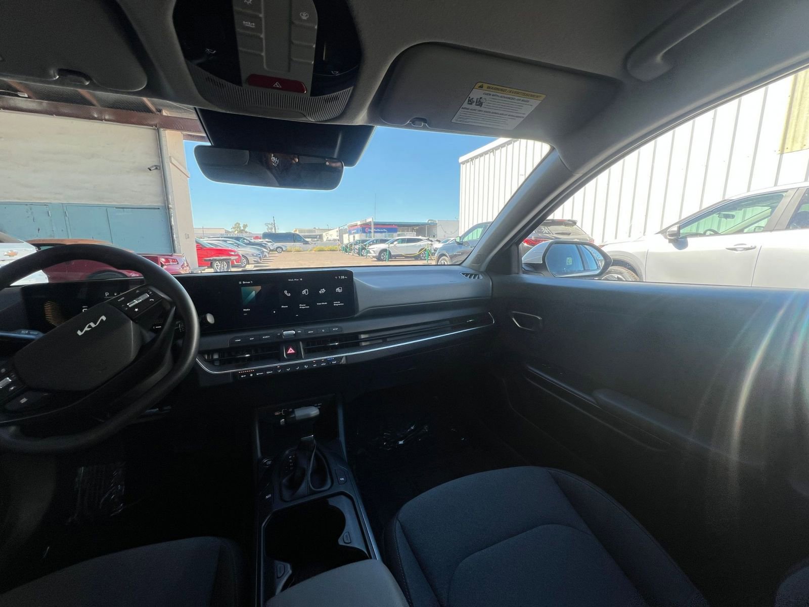 Used 2025 Kia K4 FWD image 35