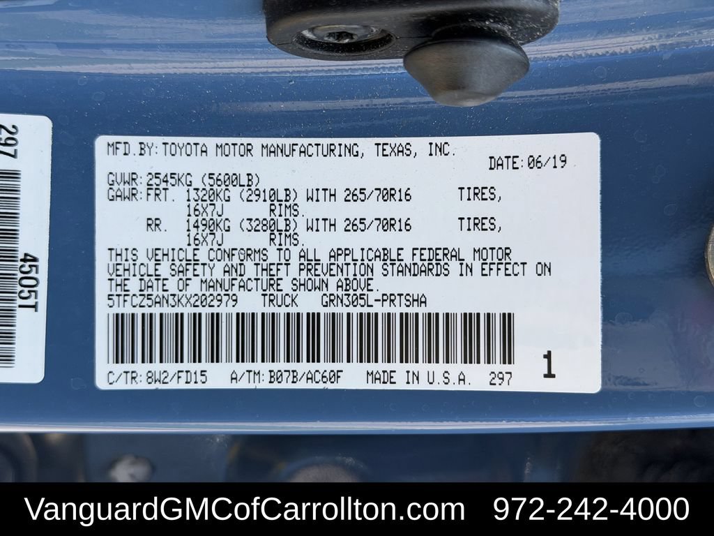 Used 2019 Toyota Tacoma TRD Off-Road w/ Technology Package AWD/4WD image 32