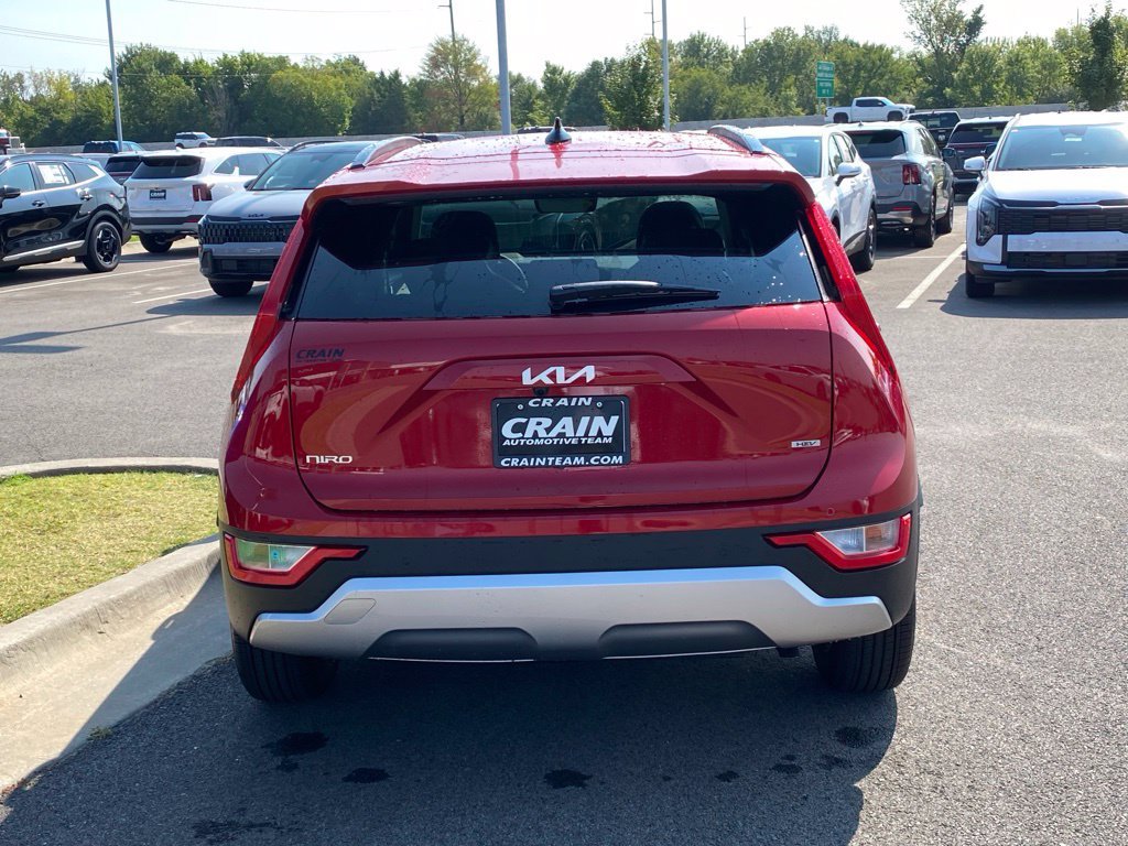 New 2026 Kia Niro EX FWD image 6