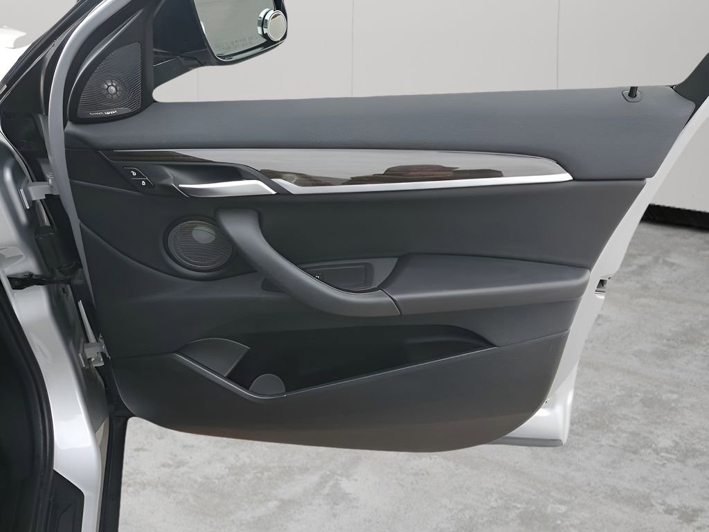 Used 2021 BMW X2 sDrive28i w/ Premium Package image 13