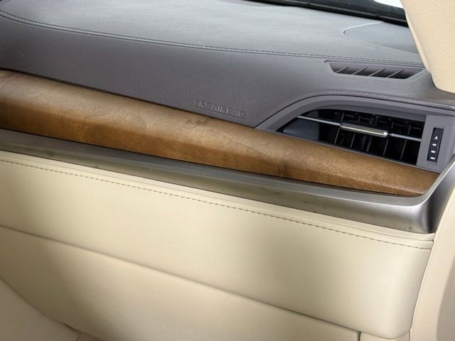 Used 2021 Lexus LX 570 4WD w/ Luxury Package image 37