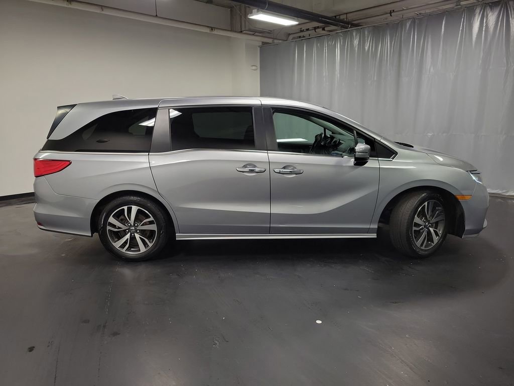 Used 2023 Honda Odyssey Touring image 9