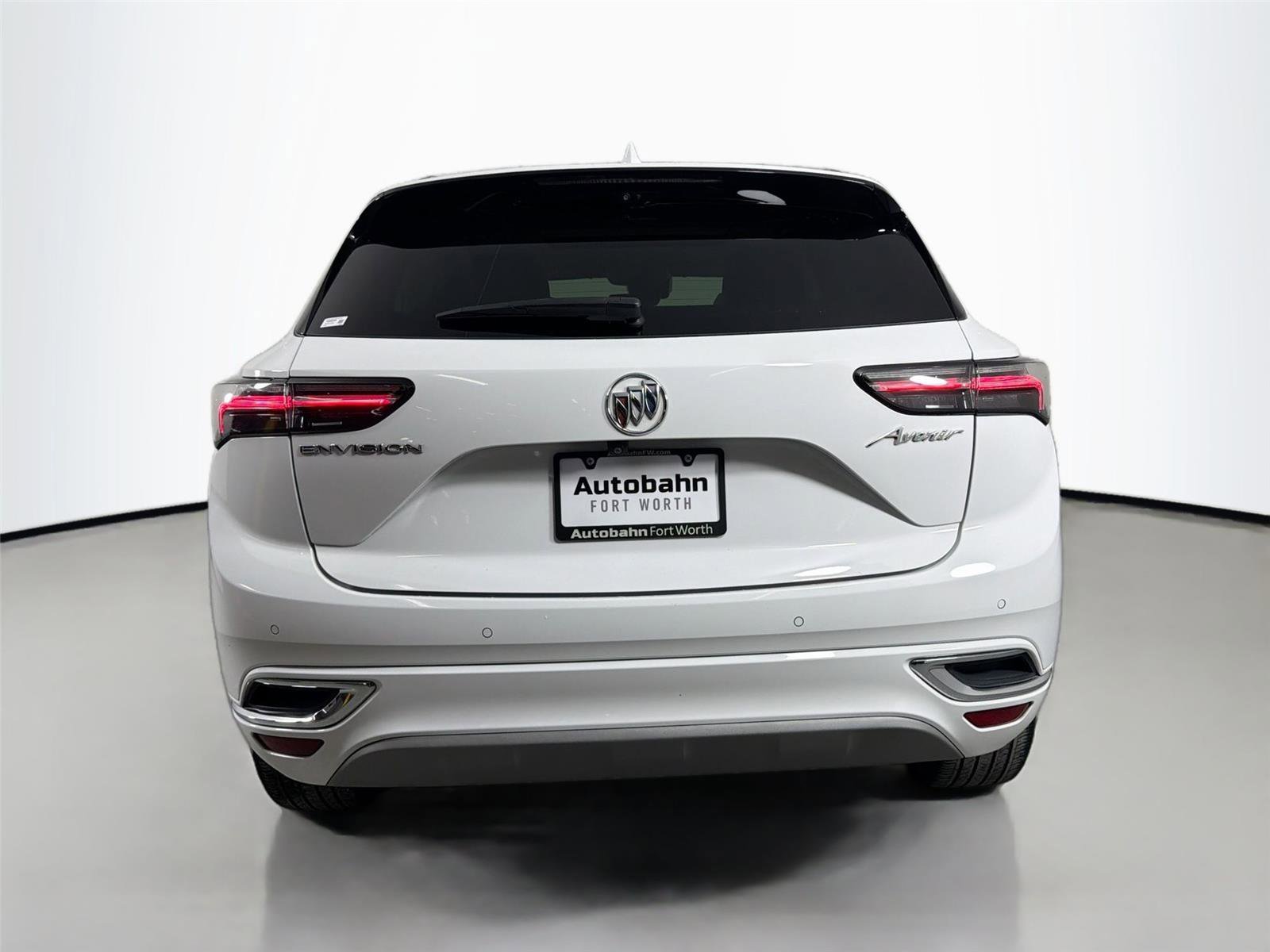 Used 2022 Buick Envision Avenir w/ Technology Package II FWD image 6