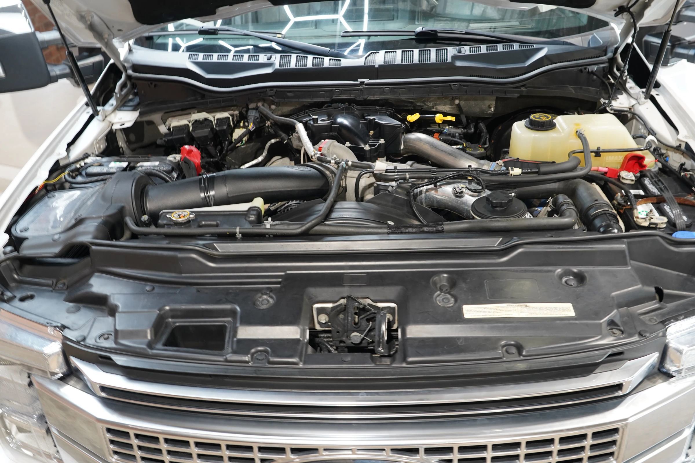 Used 2019 Ford F350 Platinum w/ Platinum Ultimate Package image 24