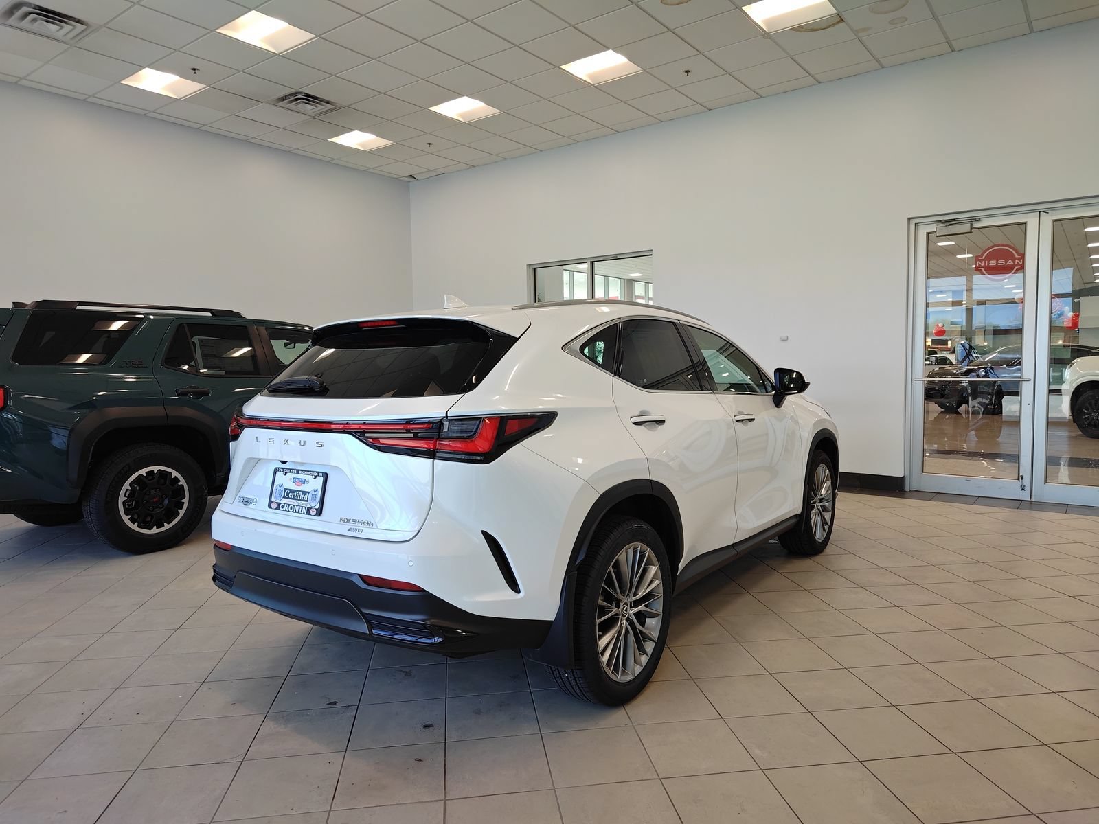 Used 2022 Lexus NX 350h AWD w/ Vision Package image 3