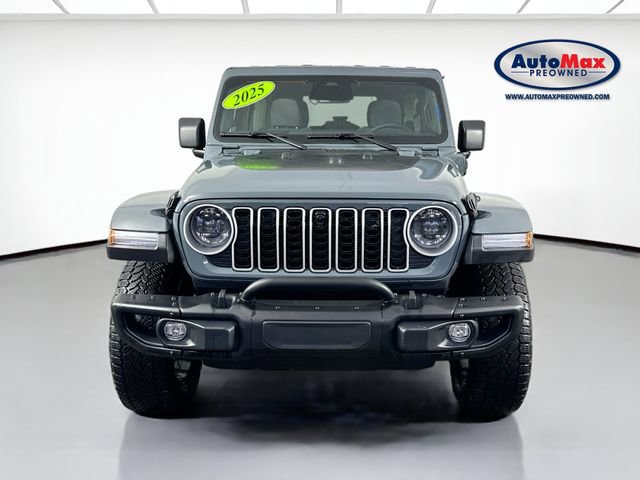 Used 2025 Jeep Wrangler Unlimited Sahara image 6