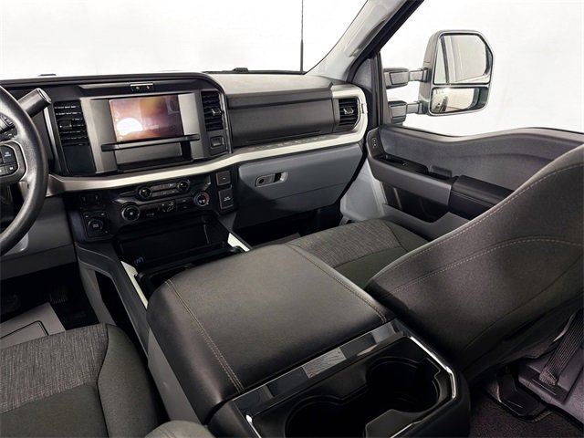 Used 2025 Ford F450 XLT w/ 360-Degree Camera Package image 22