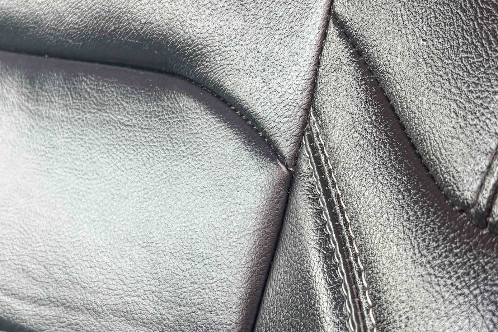 Used 2020 Jeep Gladiator Overland image 24