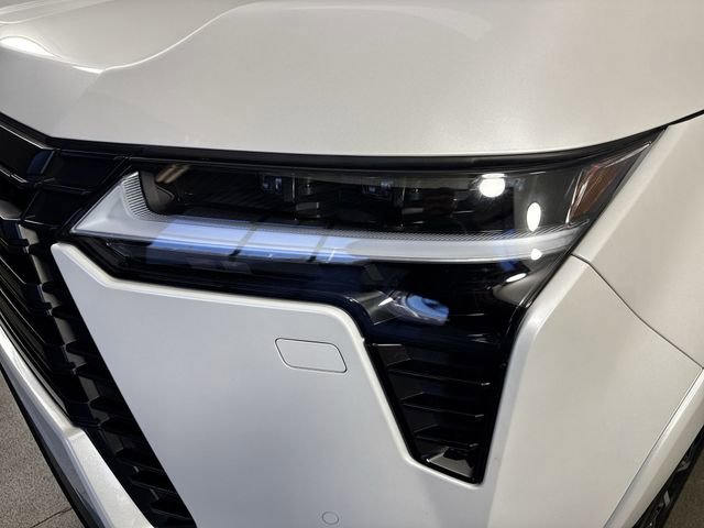 Used 2025 Lexus GX 550 w/ Cold Area Package image 31