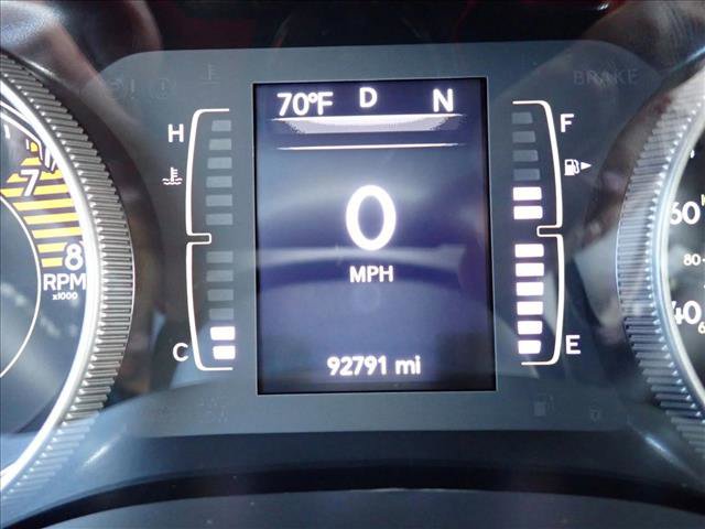 Used 2019 Jeep Cherokee Latitude Plus w/ Comfort/Convenience Group image 23