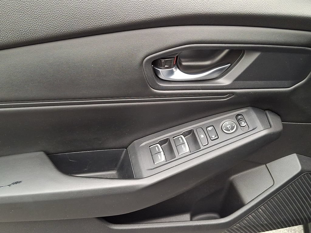 Used 2023 Honda Accord EX image 14