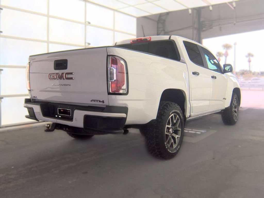 Used 2022 GMC Canyon AT4 w/ Trailering Package AWD/4WD image 4