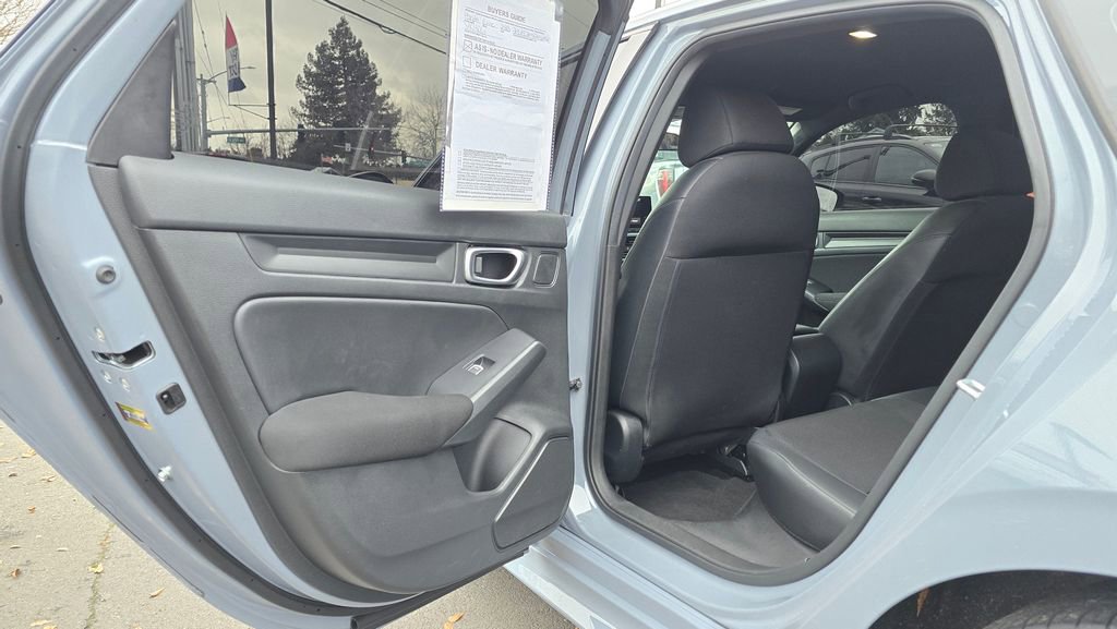Used 2023 Honda Civic Sport image 19