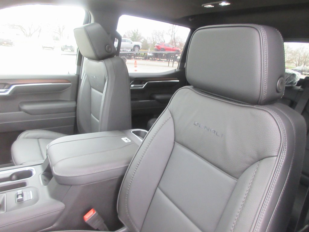 New 2026 GMC Sierra 1500 Denali image 14