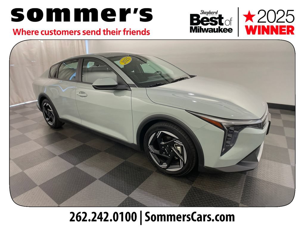 Used 2025 Kia K4 EX FWD image 6