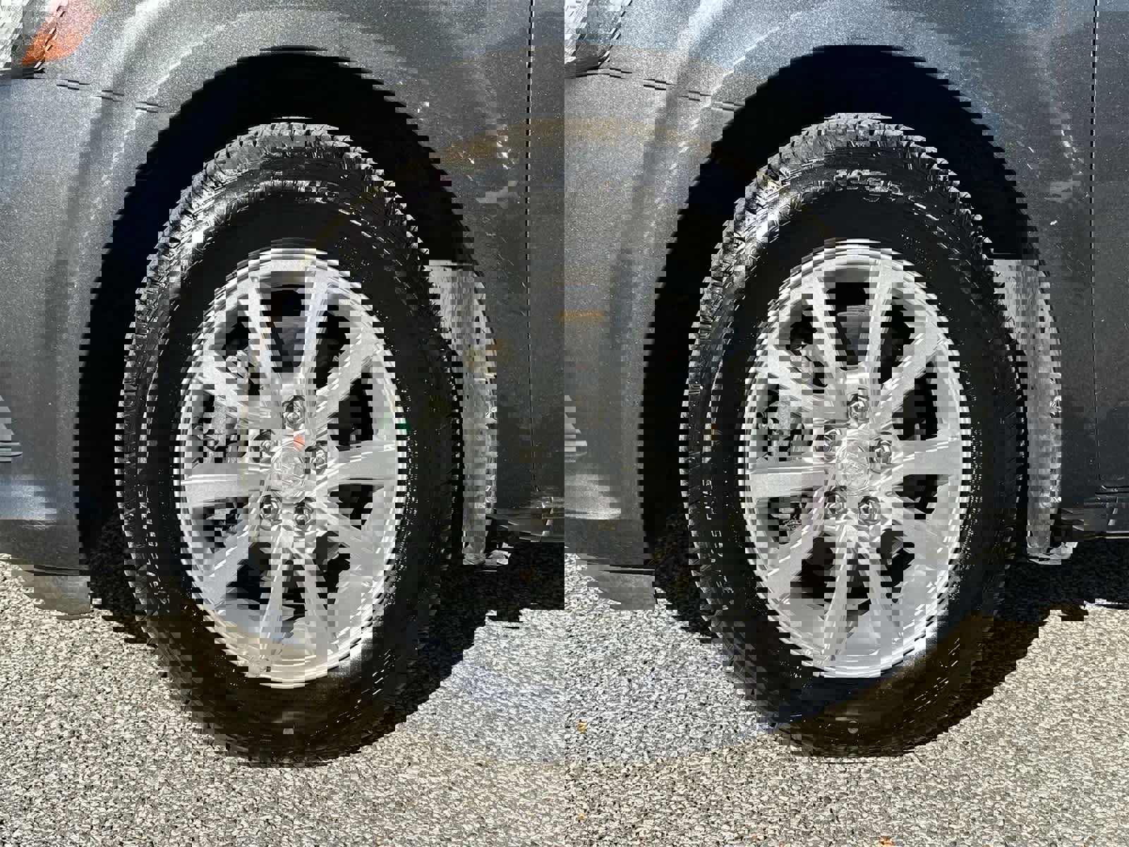 Used 2017 Chevrolet Sonic LT image 11