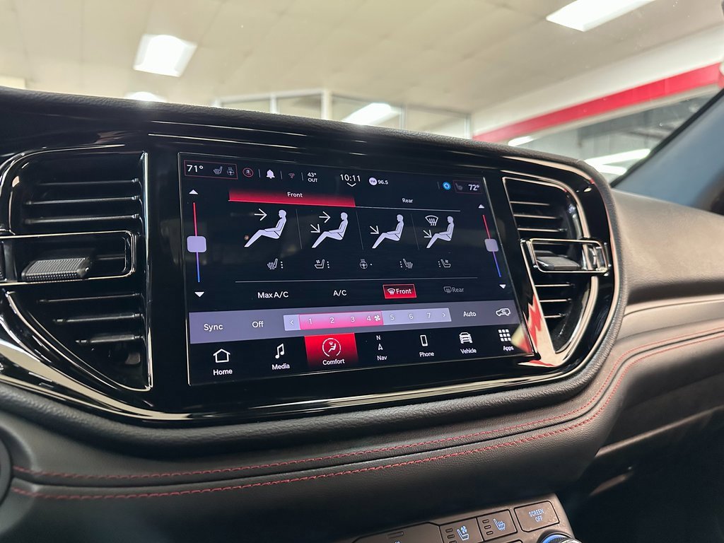 Certified 2024 Dodge Durango GT image 24