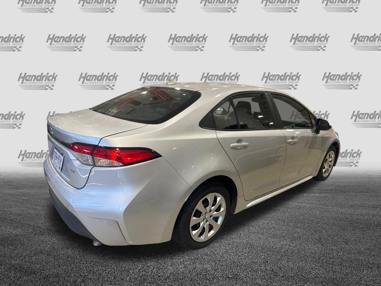 Used 2025 Toyota Corolla LE FWD image 10