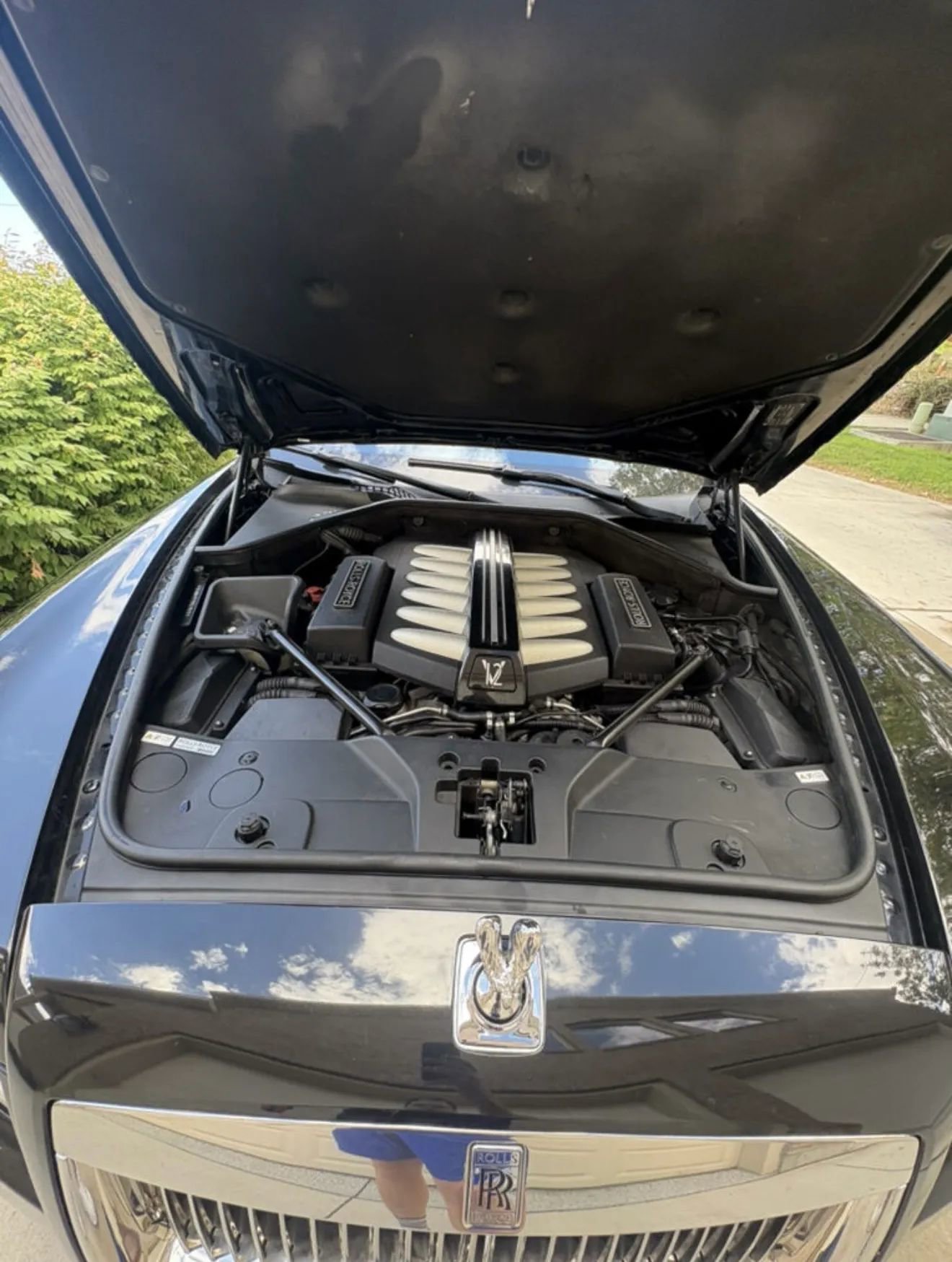 Used 2011 Rolls-Royce Ghost image 23