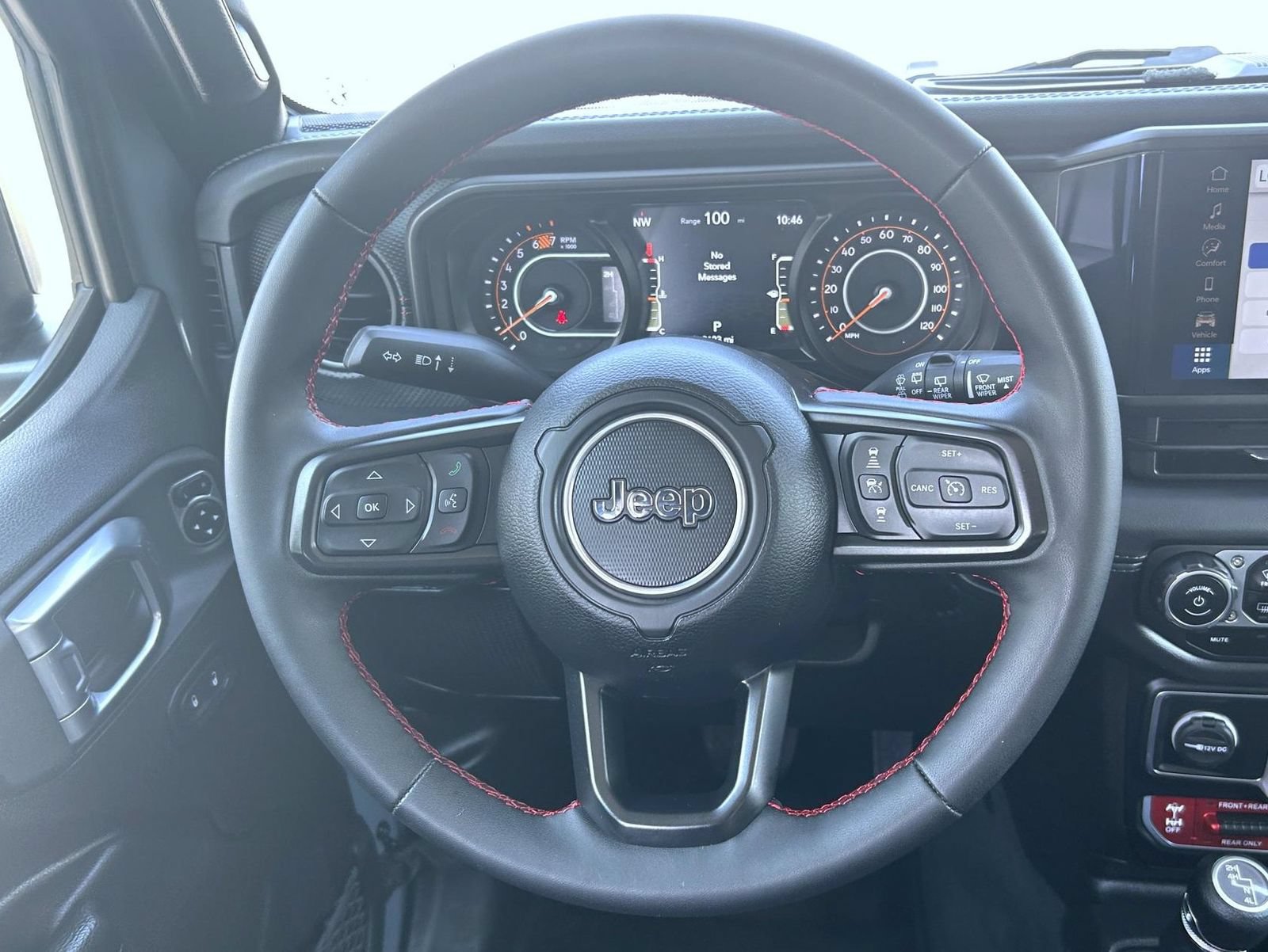 Used 2024 Jeep Wrangler Unlimited Rubicon w/ Convenience Group AWD/4WD image 12