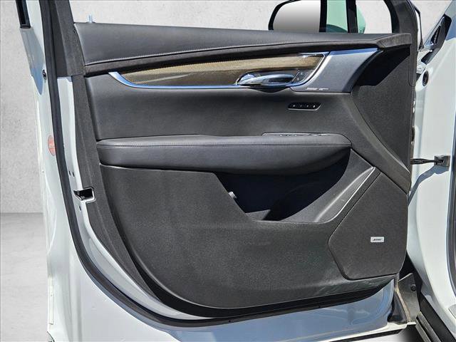 Used 2022 Cadillac XT6 Premium Luxury w/ Platinum Package image 10