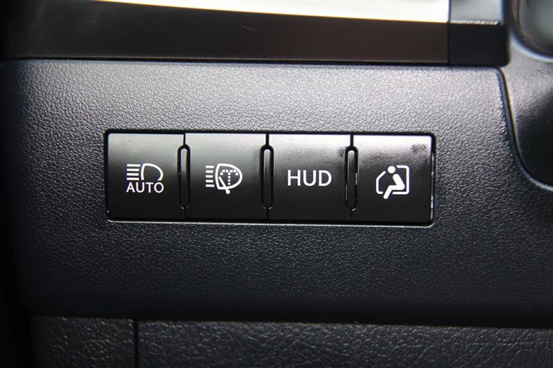 Used 2018 Lexus LX 570 4WD w/ Luxury Package image 45