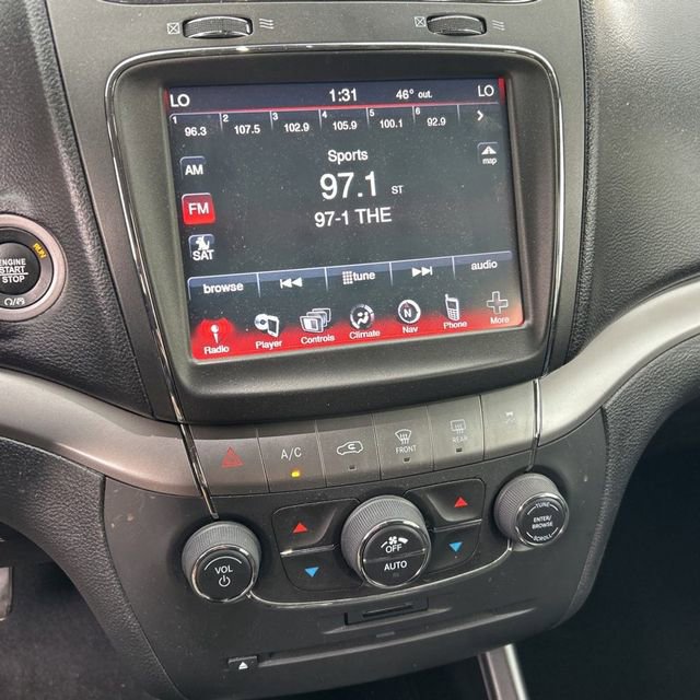 Used 2019 Dodge Journey Crossroad w/ Navigation Group AWD/4WD image 6
