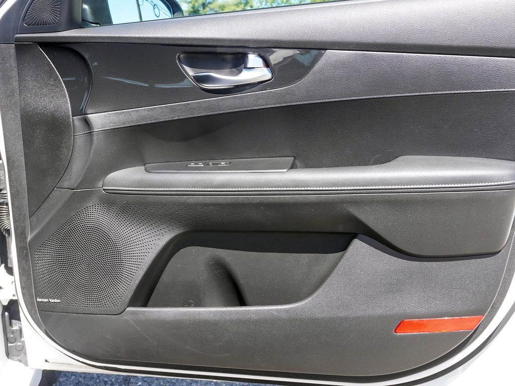 Used 2023 Kia Forte GT-Line w/ GT-Line Premium Package FWD image 22