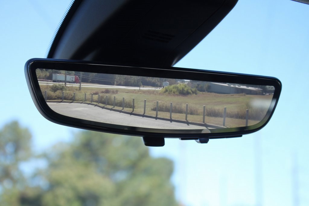 Used 2020 GMC Sierra 1500 AT4 w/ AT4 Premium Package image 7