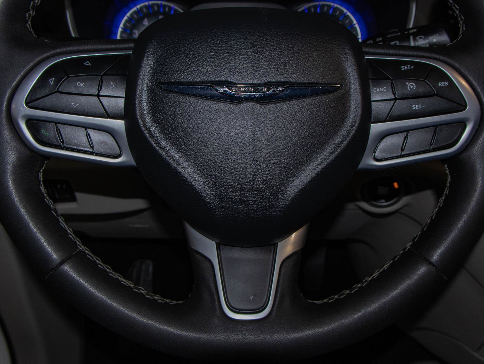 Used 2024 Chrysler Voyager LX FWD image 11