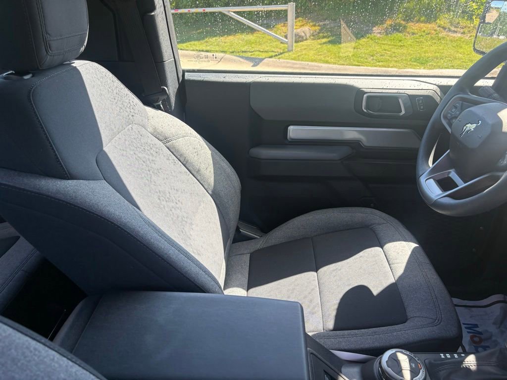 Used 2022 Ford Bronco 2-Door AWD/4WD image 34