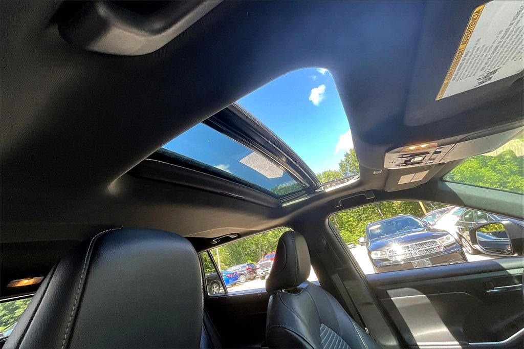 Used 2021 Toyota Highlander XSE image 27