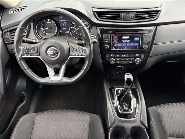 Used 2018 Nissan Rogue SV FWD image 15