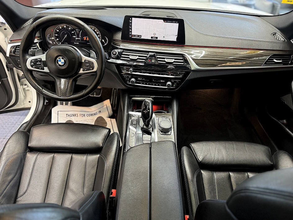 Used 2018 BMW 530e RWD image 7