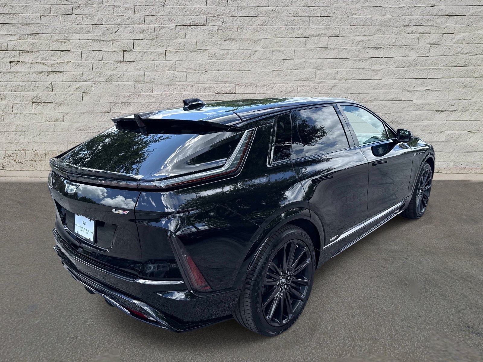 Certified 2026 Cadillac Lyriq V AWD/4WD image 5