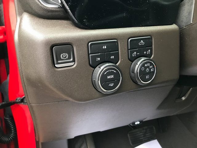 Used 2024 Chevrolet Silverado 3500 LT w/ Convenience Package image 7