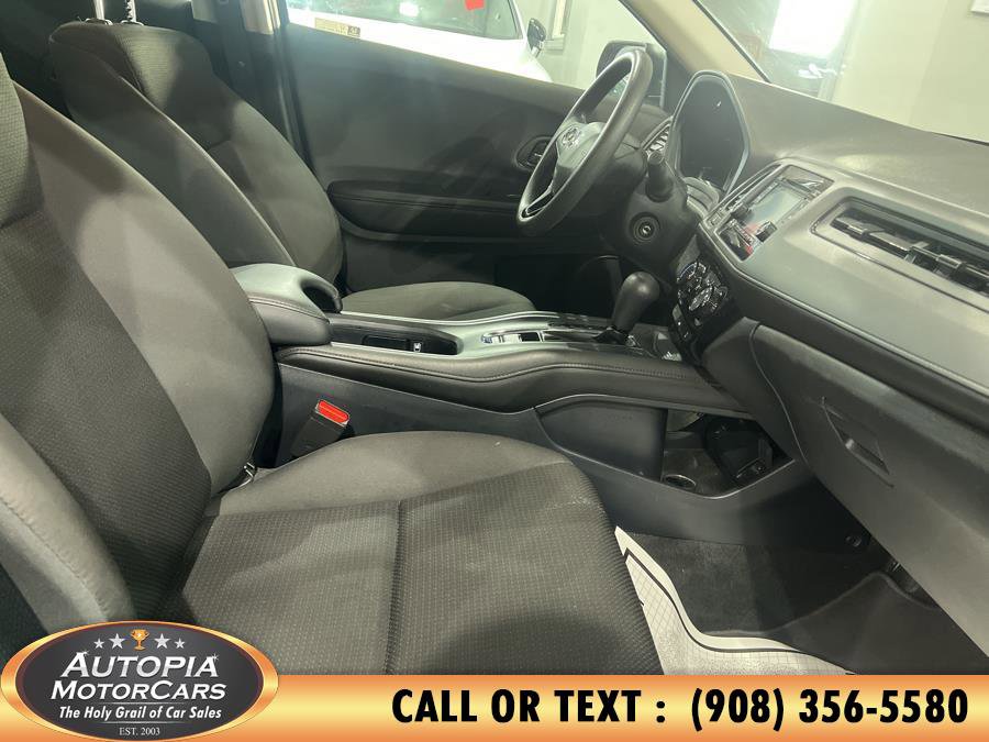 Used 2021 Honda HR-V LX image 13