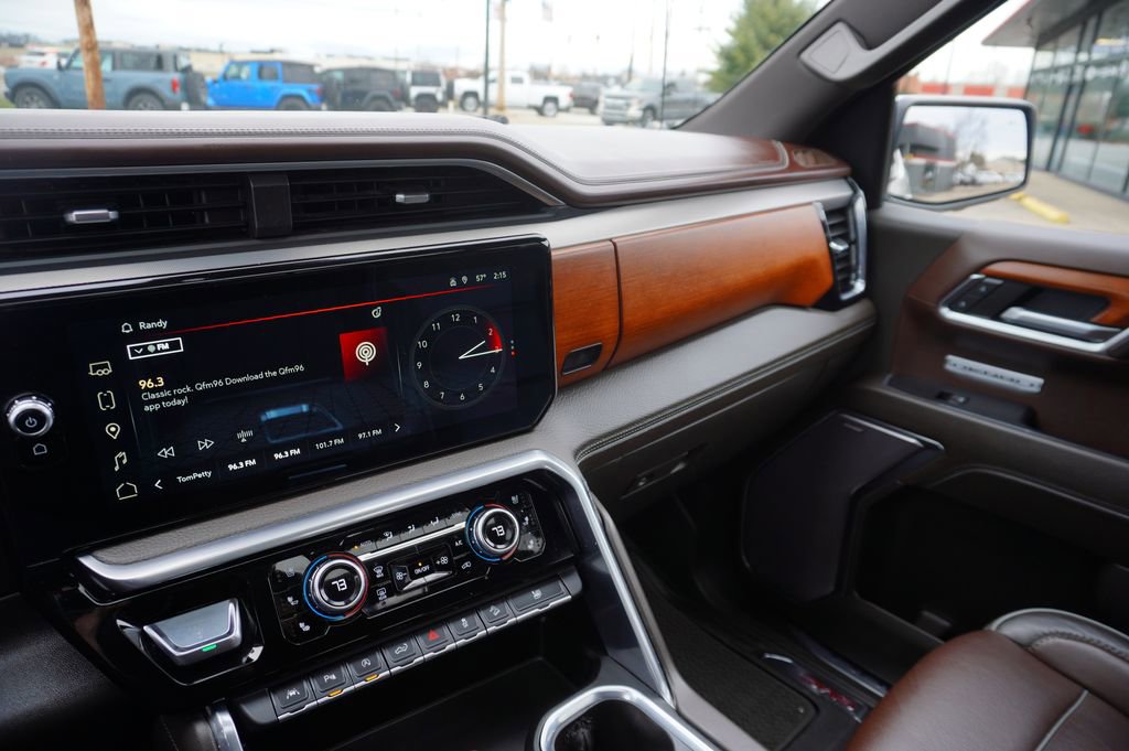 Used 2022 GMC Sierra 1500 Denali w/ Denali Reserve Package image 19