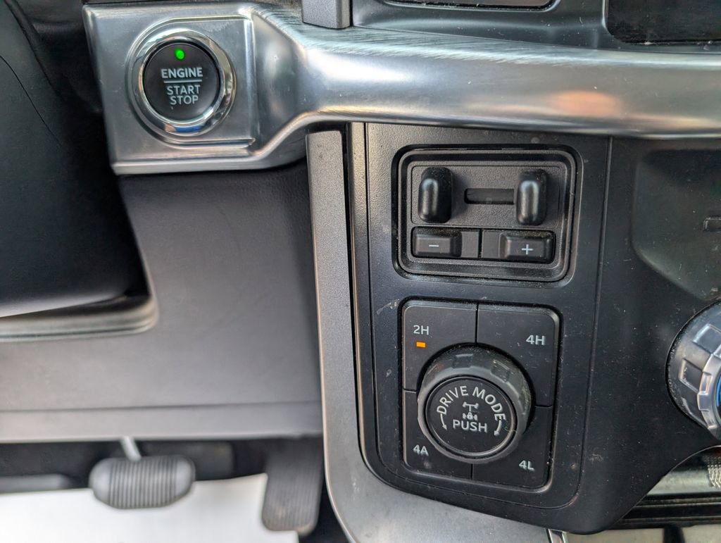 Used 2022 Ford F150 Lariat image 16