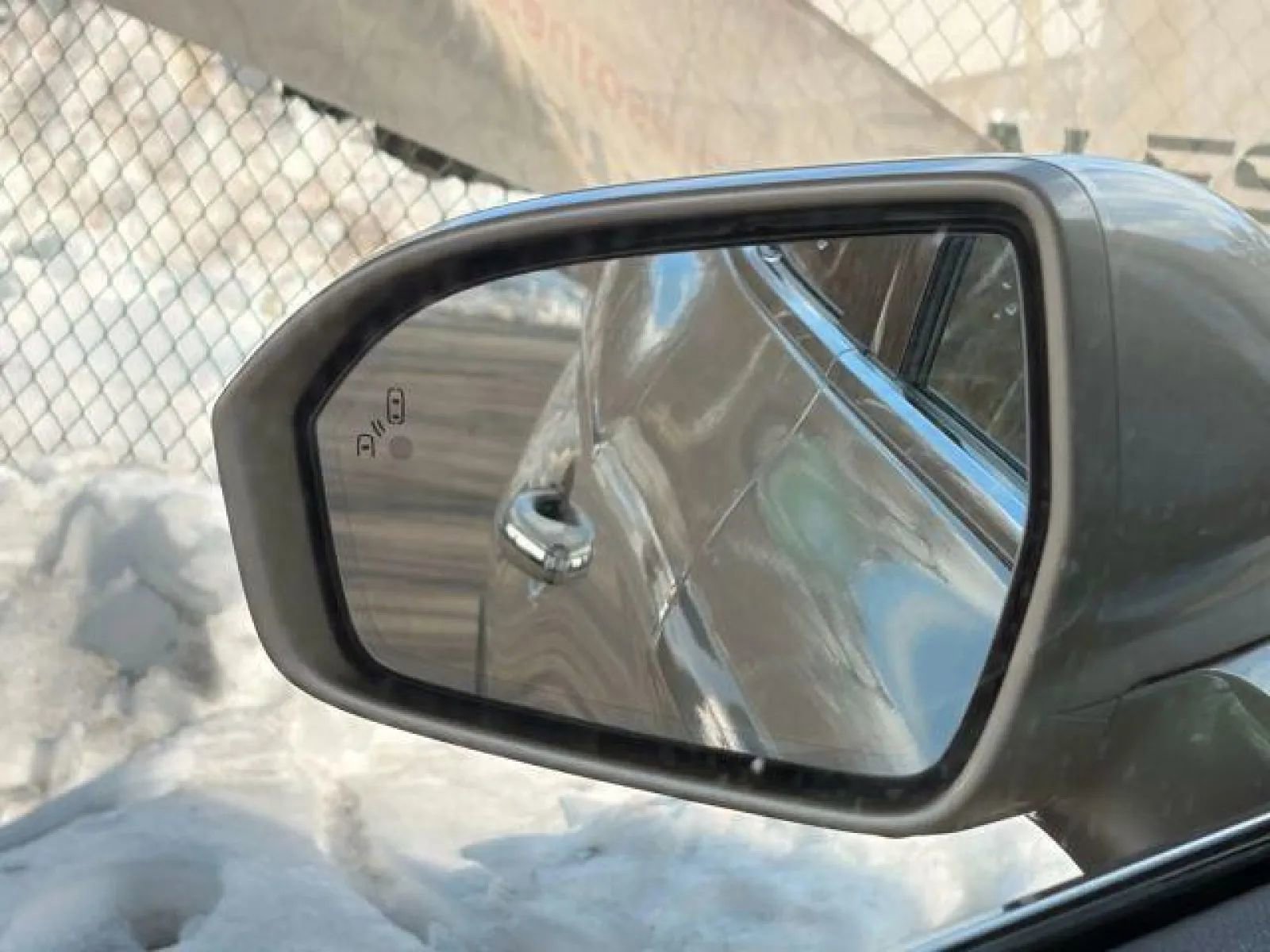 Used 2017 Lincoln MKX Reserve w/ Lincoln MKX Climate Package image 36