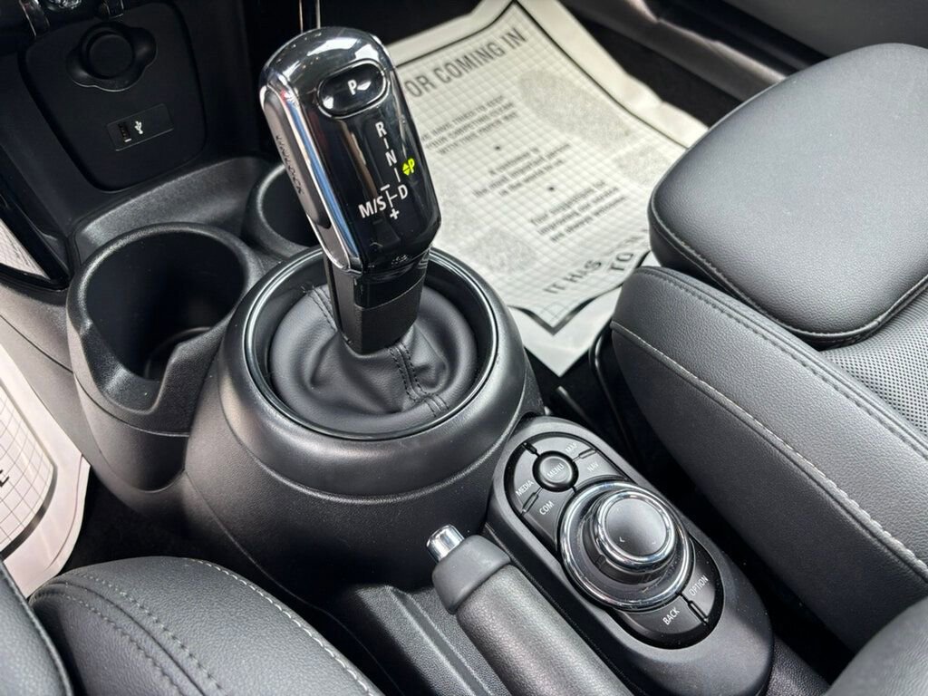 Used 2024 MINI Cooper S FWD image 31