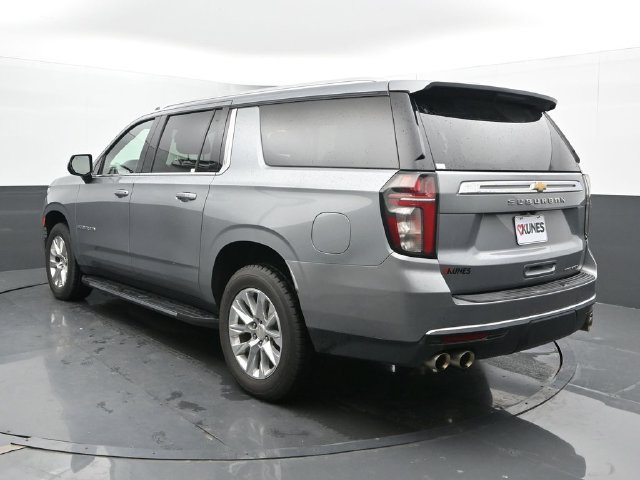 Used 2023 Chevrolet Suburban Premier AWD/4WD image 10
