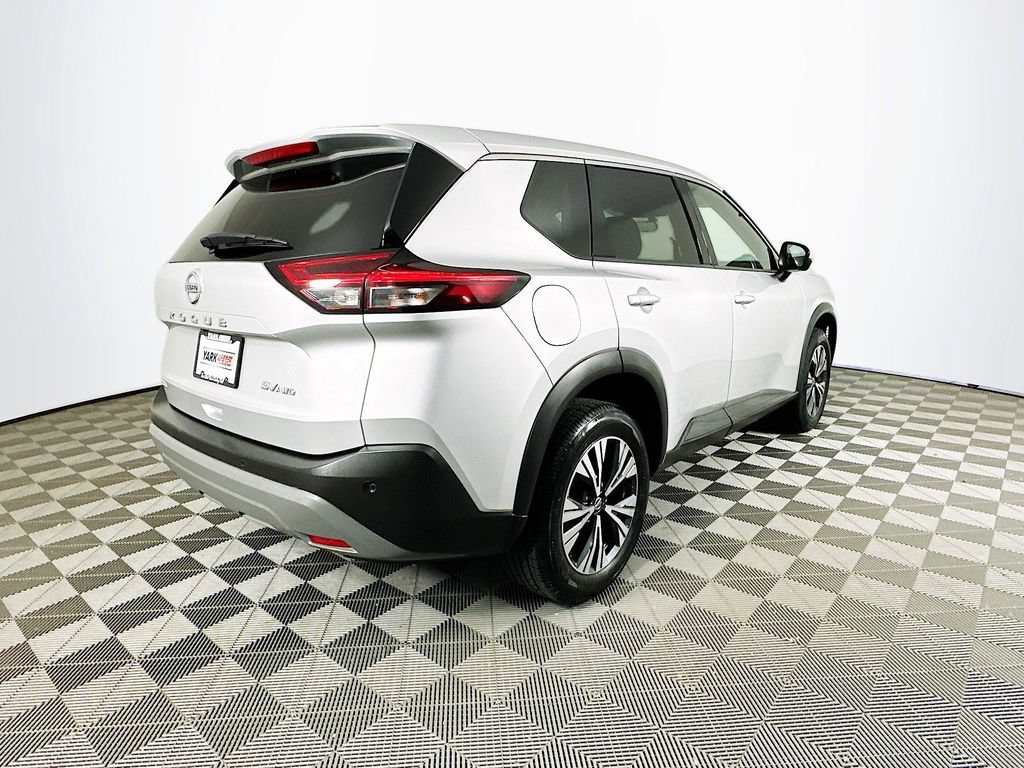 Used 2021 Nissan Rogue SV AWD/4WD image 10