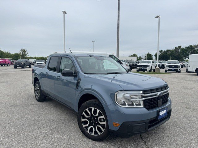 Used 2024 Ford Maverick Lariat w/ 4K Tow Package AWD/4WD image 1