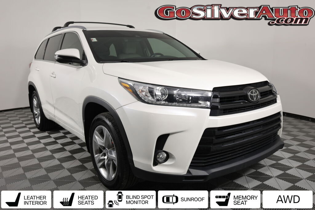 Used 2017 Toyota Highlander Limited image 1